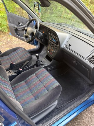 Peugeot 306