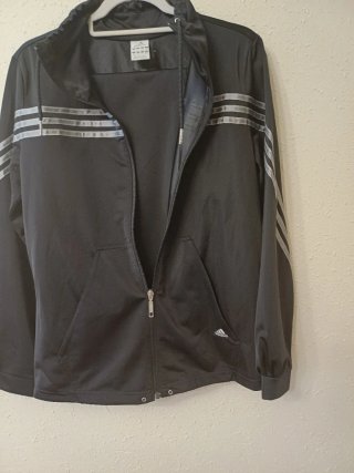 Chándal Adidas Negro con Rayas Grises