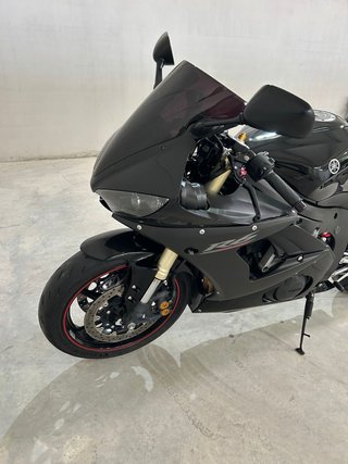 Yamaha R6 2005 Negra