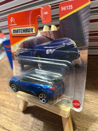 Matchbox Citroën ë-C4