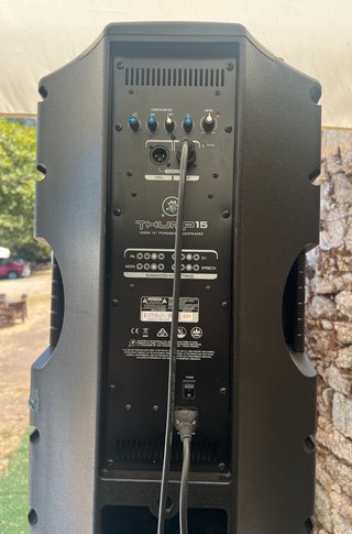 Mackie THUMP15 Activo 15 500W RMS