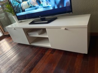 Mueble TV blanco