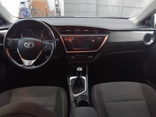 Toyota Auris 1.4 D 90 Unico dueño full equipe 2017