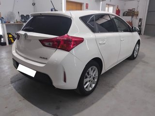 Toyota Auris 1.4 D 90 Unico dueño full equipe 2017