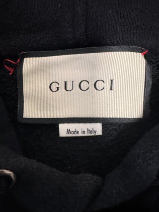 Sudadera Gucci Negra con Logo Multicolor