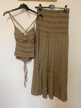 Conjunto Top y Falda Larga Beige
