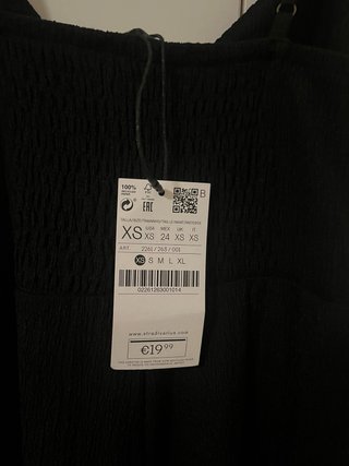 Mono negro elegante
