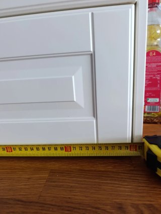 Vitrina de cristal y madera