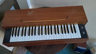 Organo Farfisa Portatile