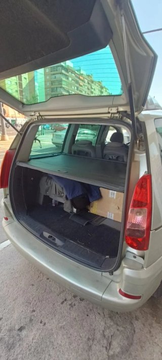 Peugeot 807 2006