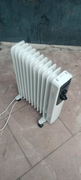 Radiador de aceite,marca...OK...potencia 2500W...