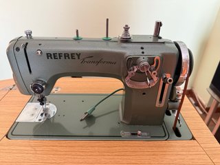 Máquina de coser REFREY Norma