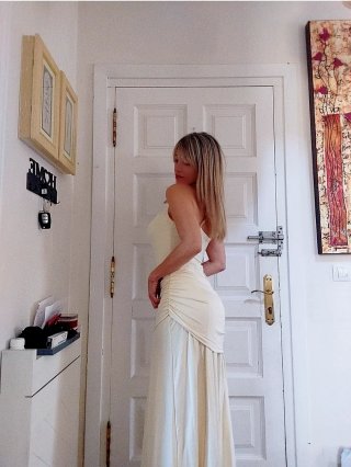 Vestido amarillo mantequilla de ceremonia