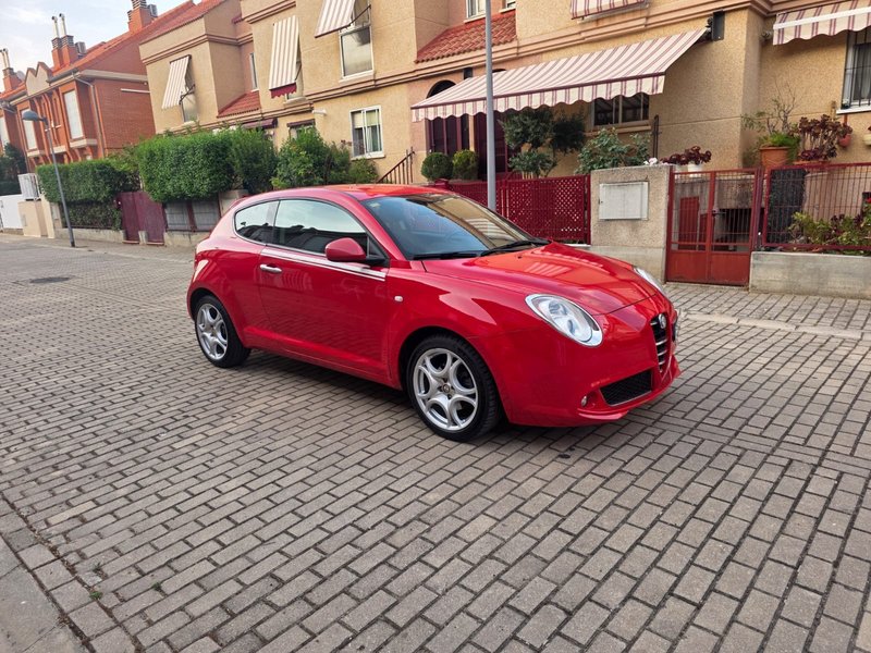 Alfa Romeo MiTo Alfa Romeo MiTo 1.6 JTDm 120CV Distinctive - foto 1
