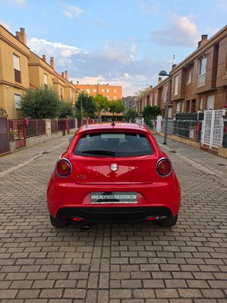 Alfa Romeo MiTo Alfa Romeo MiTo 1.6 JTDm 120CV Distinctive