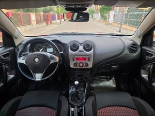 Alfa Romeo MiTo Alfa Romeo MiTo 1.6 JTDm 120CV Distinctive