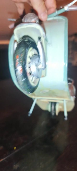 Modellino Vespa Vintage cm 30