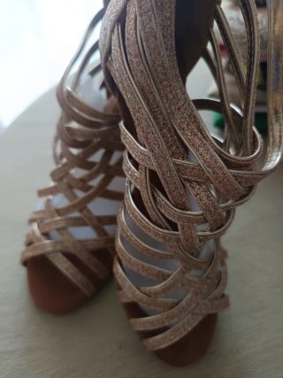 Zapatos de baile latino