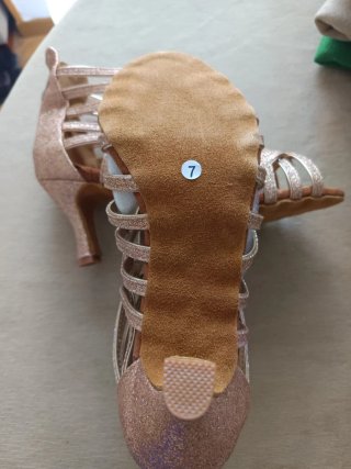 Zapatos de baile latino