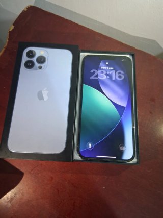 iPhone 13 Pro Max Gris Espacial