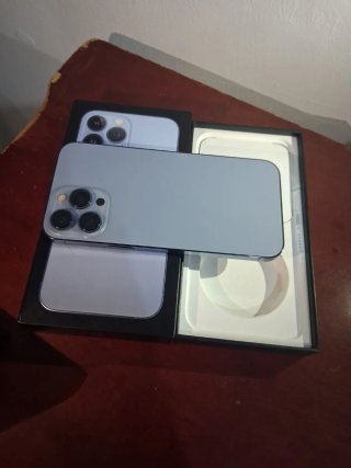 iPhone 13 Pro Max Gris Espacial