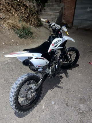 Pitbike 140cc se cambia o se vende!!