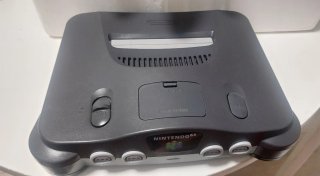 Nintendo 64 Consola y Mando Gris