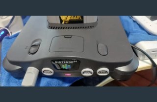 Nintendo 64 Consola y Mando Gris