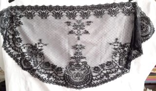 Mantilla Media Luna Fallera