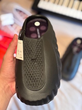 Zapatillas Nike Negras Tallas disponibles 43 , 44