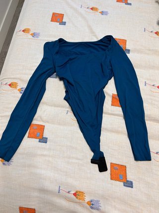 Body azul manga larga