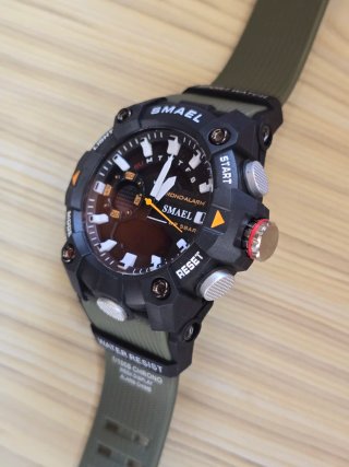 Reloj Deportivo SMAEL Negro y Verde