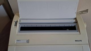 Macchina da scrivere Philips VW 2140