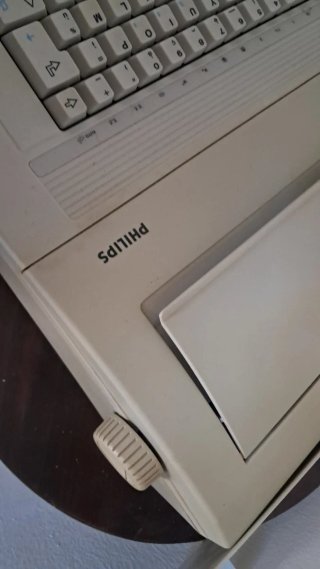 Macchina da scrivere Philips VW 2140