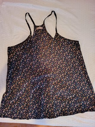 Blusa flores negra multicolor