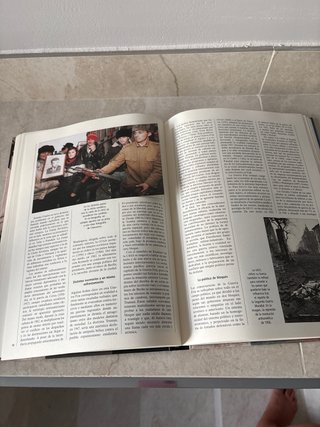 Álbum de la historia del siglo XX