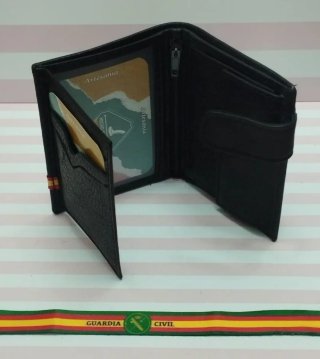 CARTERA MONEDERO PIEL DISEÑO GC + REGALO PULSERA