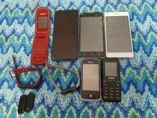 Lote móviles y pulseras de actividad