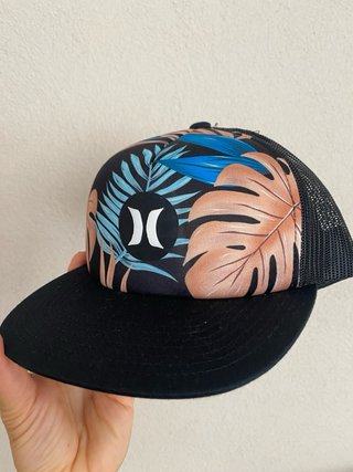 Cappellino Hurley con stampa floreale
