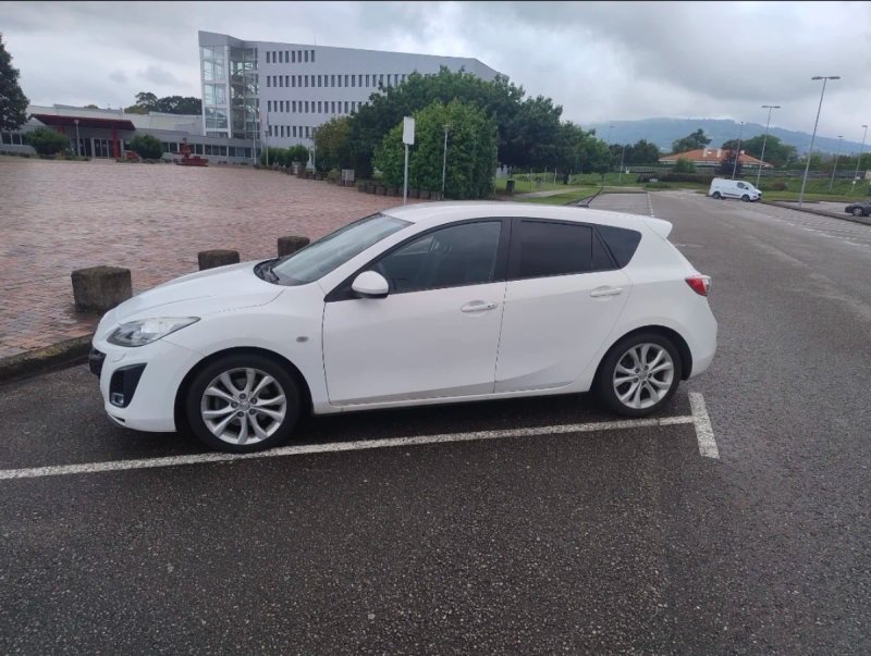 Mazda 3 2010 - foto 1