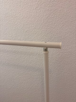 Perchero Metálico Blanco con Estante