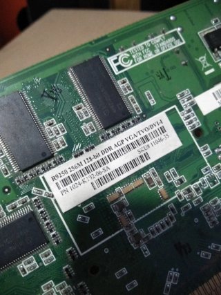 Tarjeta Gráfica ATI 256MB AGP