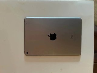Tablet I pad mini 4  y Móvil I phone 6