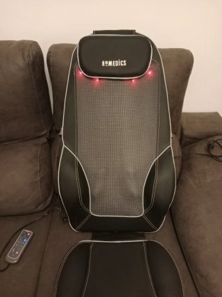 Masajeador de espalda y asiento HoMedics con mando