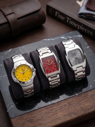 Lote 9 Relojes + Expositor + 5 Cajas Metálicas