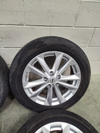 Llantas  Nissan Qashqai R17 de 2018.
