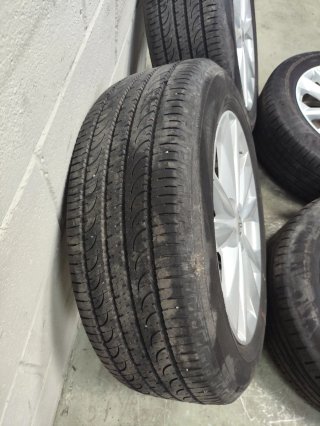 Llantas  Nissan Qashqai R17 de 2018.