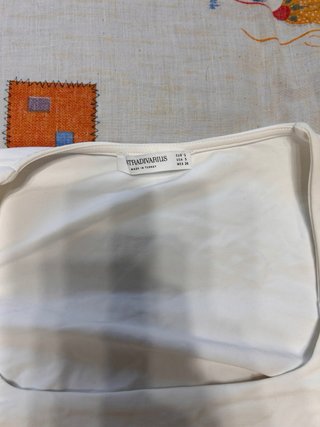 Body blanco escote cuadrado manga larga