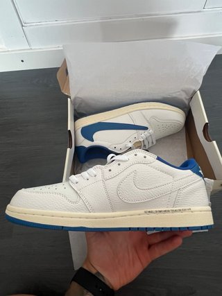 Nike Travis Scott