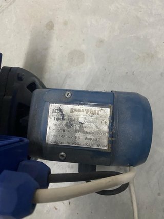 OFERTA! Bomba de agua eléctrica azul